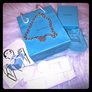 Authentic Tiffany choker 🛍